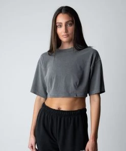 MASSIVE WOMENS CROP DARTED TEE