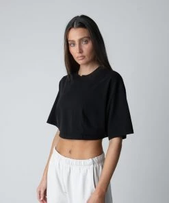 MASSIVE WOMENS CROP DARTED TEE