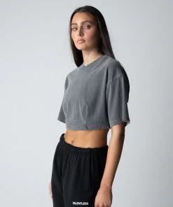 MASSIVE WOMENS CROP DARTED TEE