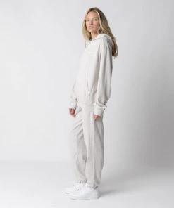 MASSIVE Bundles WOMENS LIGHTWEIGHT HOODIE + SWEATPANTS- CORE - BUNDLE