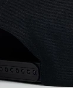 MASSIVE CORE LOGO SNAPBACK HAT