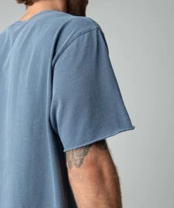 MASSIVE Best Sellers MENS ROLLER TEE