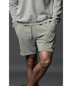 MASSIVE MENS PREMIUM SHORTS