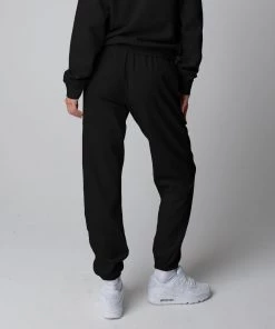 TALENTLESS UNISEX OVERSIZED SWEATPANTS - CORE