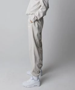 TALENTLESS UNISEX OVERSIZED SWEATPANTS - CORE