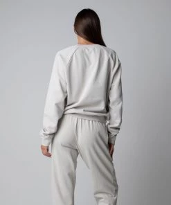 TALENTLESS UNISEX RAGLAN CREWNECK - CORE 34 TALENTLESS UNISEX RAGLAN CREWNECK - CORE