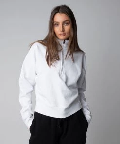 MASSIVE WOMENS 3/4 ZIP PULLOVER