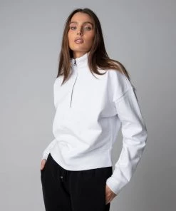 MASSIVE WOMENS 3/4 ZIP PULLOVER 31 MASSIVE WOMENS 3/4 ZIP PULLOVER