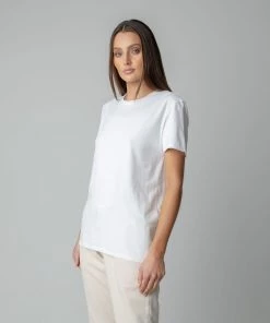 MASSIVE Best Sellers WOMEN’S BOYFRIEND TEE 35 MASSIVE Best Sellers WOMEN’S BOYFRIEND TEE