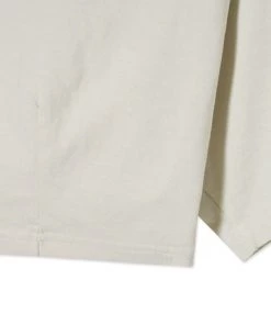 MASSIVE WOMENS CROP DARTED TEE