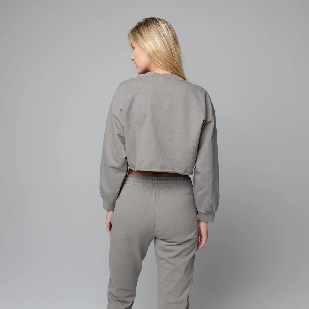 TALENTLESS WOMENS HEAVYWEIGHT CROPPED CREWNECK - MID CENTURY Best Sellers 14 TALENTLESS WOMENS HEAVYWEIGHT CROPPED CREWNECK - MID CENTURY Best Sellers