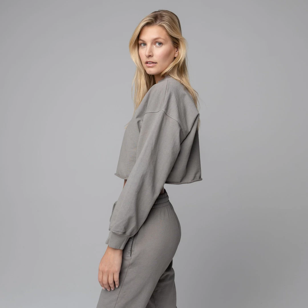 TALENTLESS WOMENS HEAVYWEIGHT CROPPED CREWNECK - MID CENTURY Best Sellers 13 TALENTLESS WOMENS HEAVYWEIGHT CROPPED CREWNECK - MID CENTURY Best Sellers