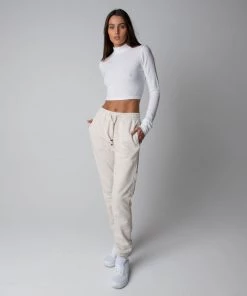 MASSIVE WOMENS LONG SLEEVE MOCKNECK CROP
