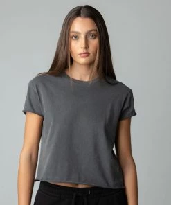 MASSIVE WOMENS ROLLER TEE Best Sellers