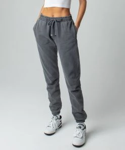MASSIVE WOMENS SWEATPANTS