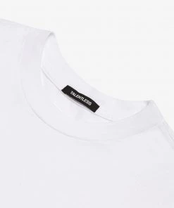 MASSIVE Best Sellers WOMEN’S BOYFRIEND TEE 37 MASSIVE Best Sellers WOMEN’S BOYFRIEND TEE